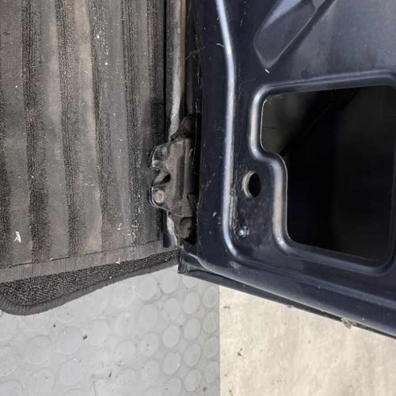 Porte de coffre droit PEUGEOT PARTNER 1 Photo n°4