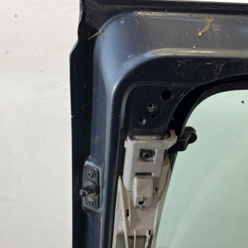 Porte laterale gauche PEUGEOT PARTNER 1 Photo n°4