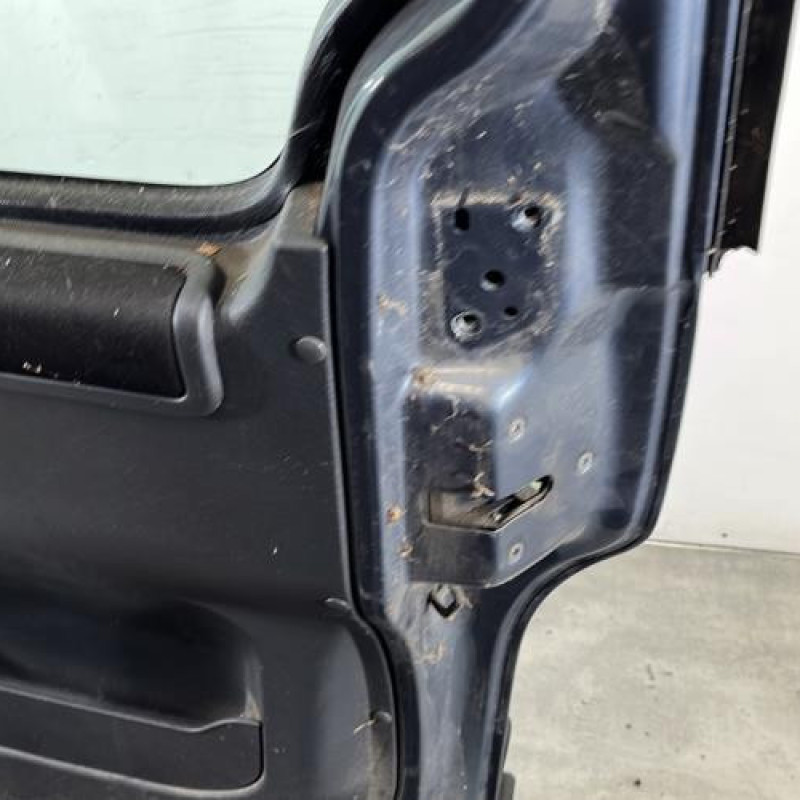 Porte laterale gauche PEUGEOT PARTNER 1 Photo n°7