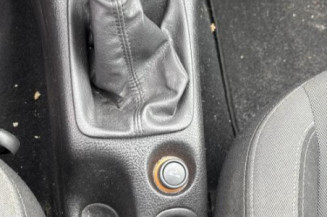 Pare choc arriere PEUGEOT 206