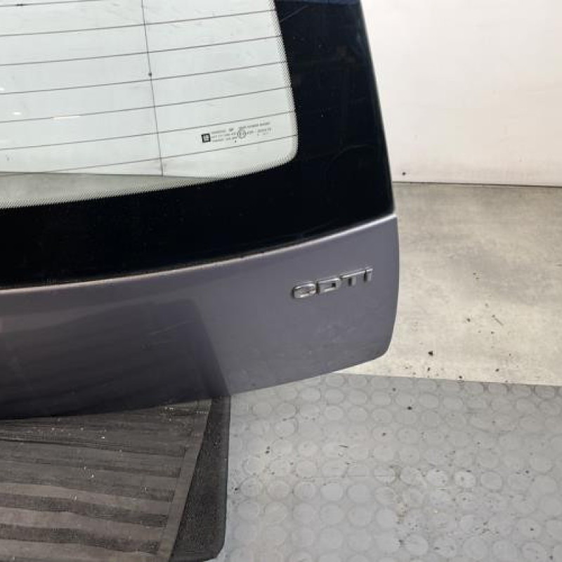 Malle/Hayon arriere OPEL CORSA C Photo n°4