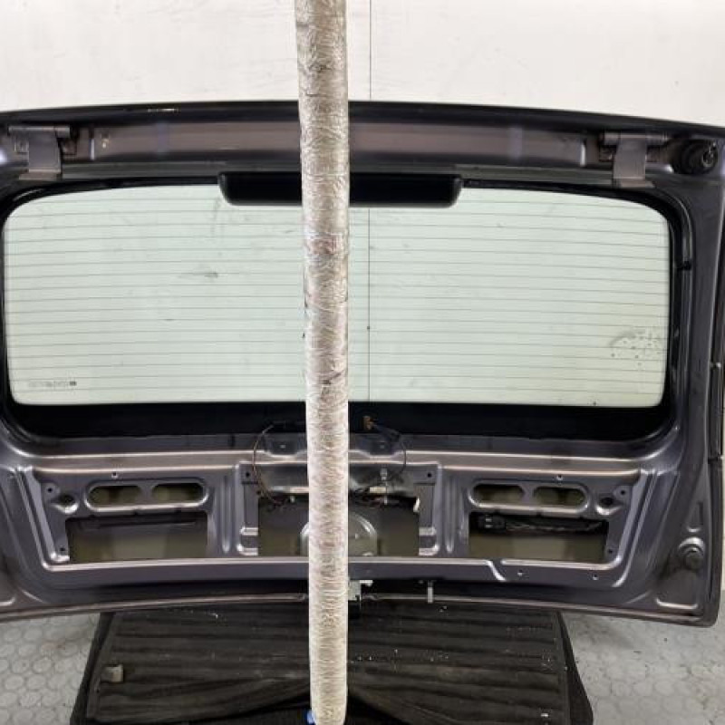 Malle/Hayon arriere OPEL CORSA C Photo n°11