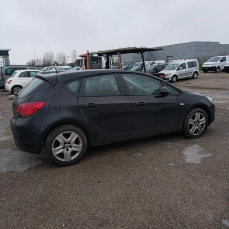 Boite de vitesses OPEL ASTRA J Photo n°5