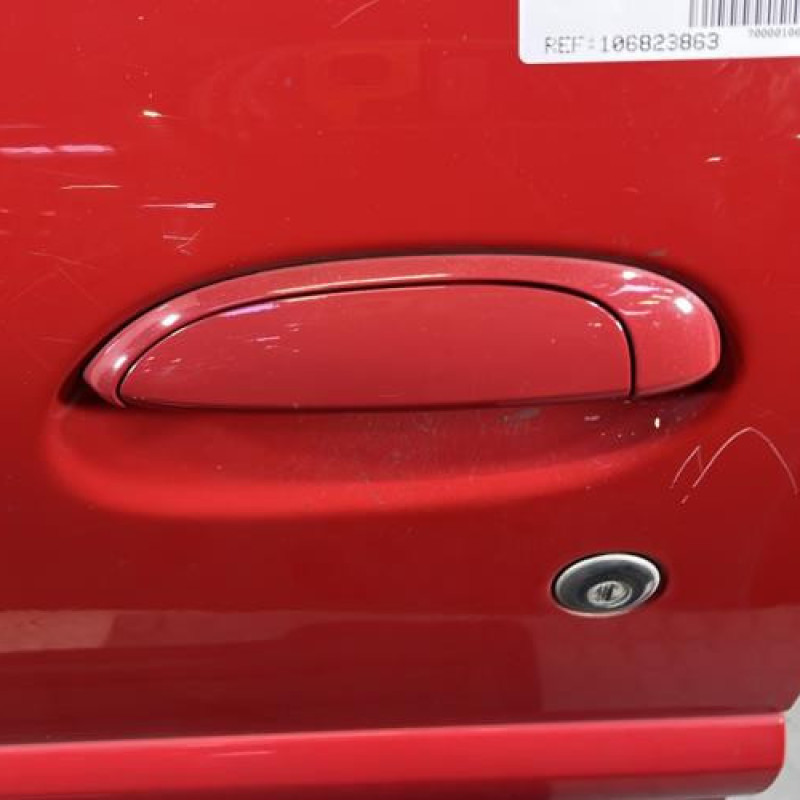 Porte avant gauche RENAULT CLIO 2 CAMPUS Photo n°2