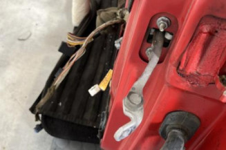 Porte avant gauche RENAULT CLIO 2 CAMPUS