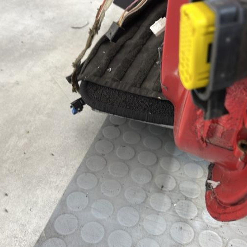 Porte avant gauche RENAULT CLIO 2 CAMPUS Photo n°5