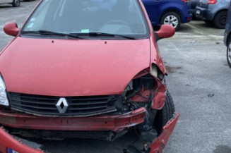 Porte avant gauche RENAULT CLIO 2 CAMPUS