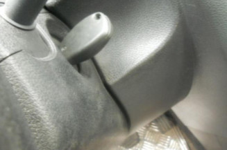 Malle/Hayon arriere DACIA LOGAN 1