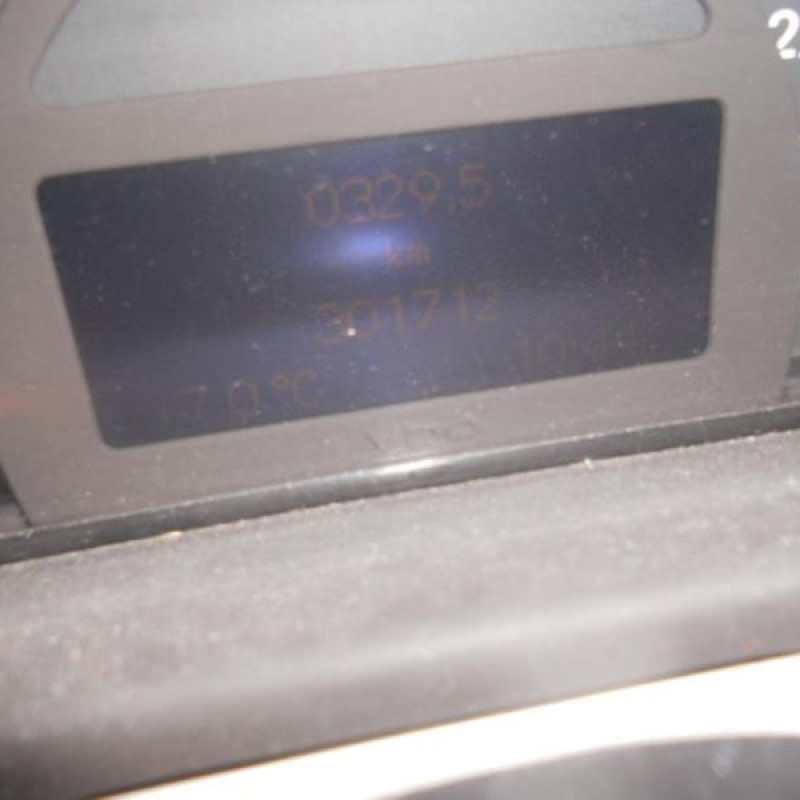 Malle/Hayon arriere MERCEDES CLASSE C 203 Photo n°10