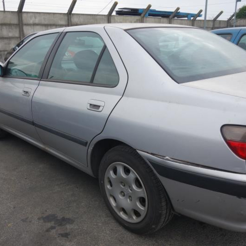 Malle/Hayon arriere PEUGEOT 406 Photo n°7