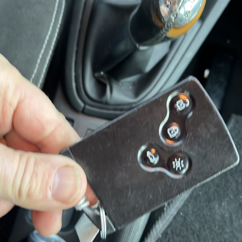 RENAULT CLIO 4 PHASE 1 1.2i - 16V Photo n°11