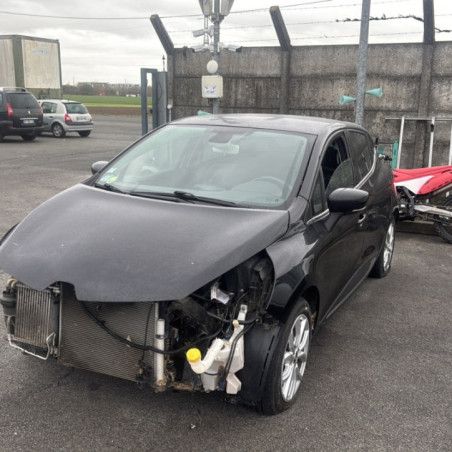 RENAULT CLIO 4 PHASE 2 1.5 DCI - 8V TURBO Photo n°1