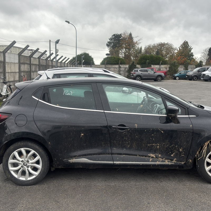 RENAULT CLIO 4 PHASE 2 1.5 DCI - 8V TURBO Photo n°7