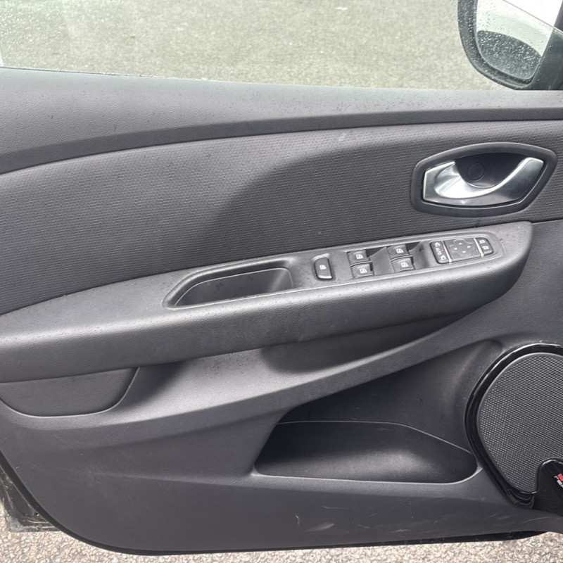 RENAULT CLIO 4 PHASE 2 1.5 DCI - 8V TURBO Photo n°10