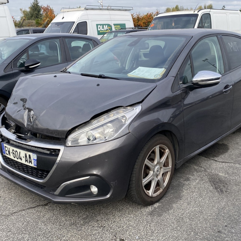 PEUGEOT 208 1 PHASE 2 1.2 VTI - 12V Photo n°1