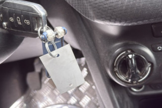 PEUGEOT 208 1 PHASE 2 1.2 VTI - 12V