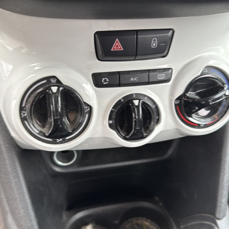 PEUGEOT 208 1 PHASE 2 1.0 VTI - 12V Photo n°30