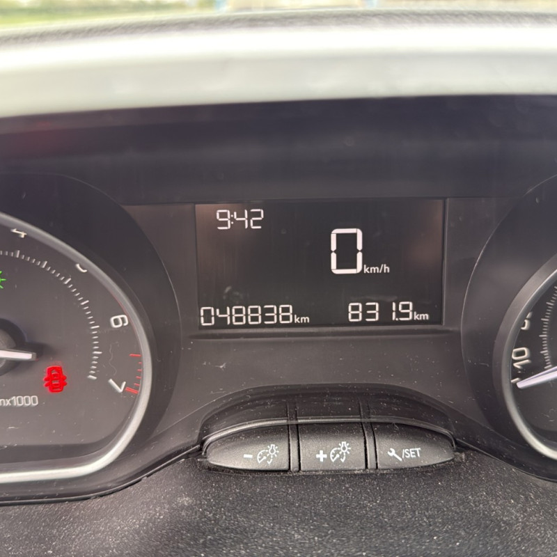 PEUGEOT 208 1 PHASE 2 1.0 VTI - 12V Photo n°33
