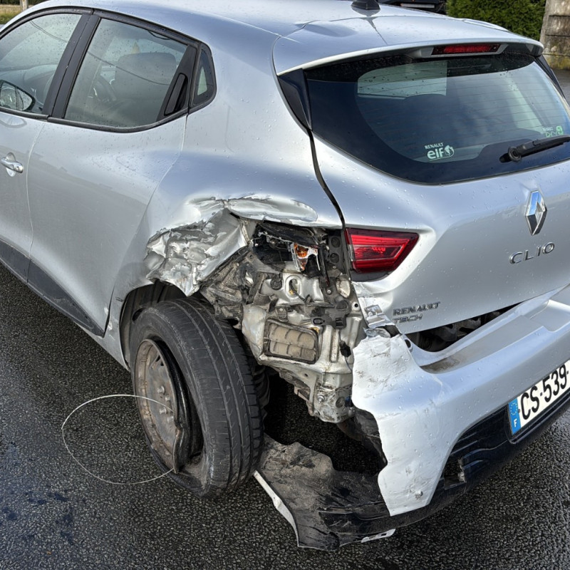 RENAULT CLIO 4 PHASE 1 1.5 DCI - 8V TURBO Photo n°4