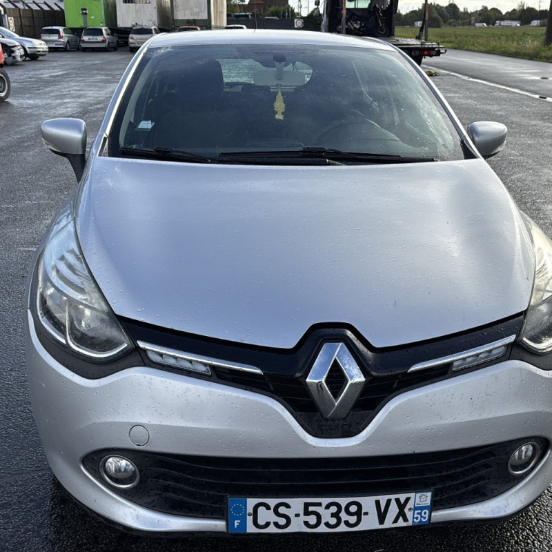 RENAULT CLIO 4 PHASE 1 1.5 DCI - 8V TURBO Photo n°8