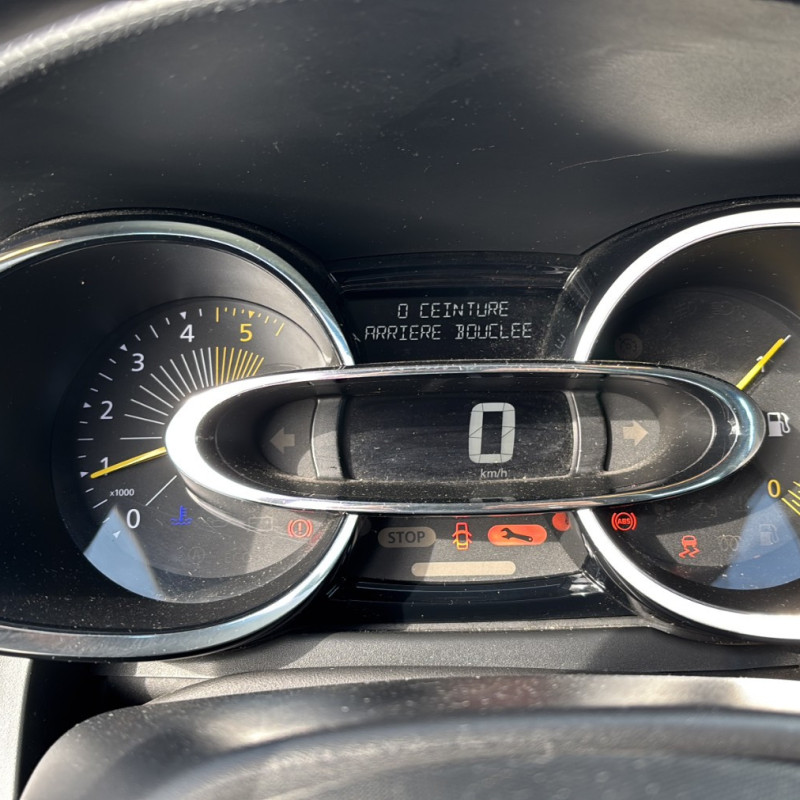 RENAULT CLIO 4 PHASE 1 1.5 DCI - 8V TURBO Photo n°22