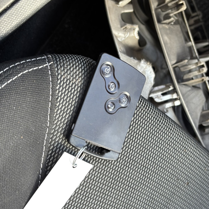 RENAULT CLIO 4 PHASE 1 1.5 DCI - 8V TURBO Photo n°24