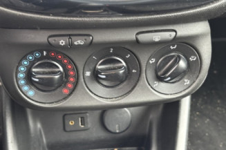 OPEL CORSA E 1.4i - 16V TURBO