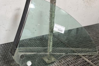 Custode arriere gauche MERCEDES CLASSE CLK 209