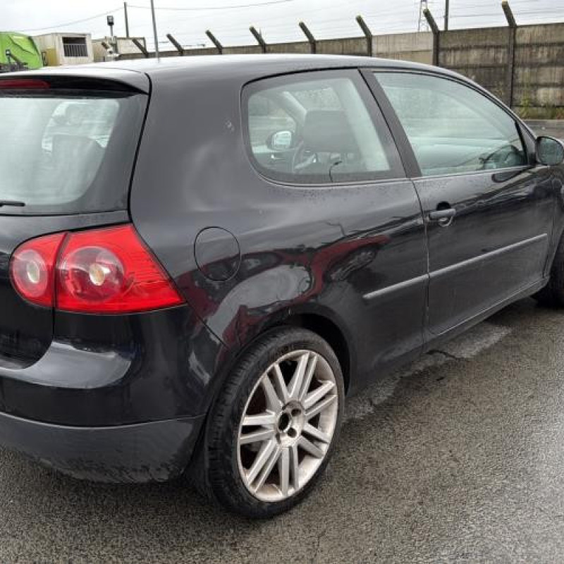 Capot VOLKSWAGEN GOLF 5 Photo n°12