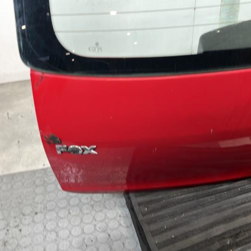 Malle/Hayon arriere VOLKSWAGEN FOX Photo n°5