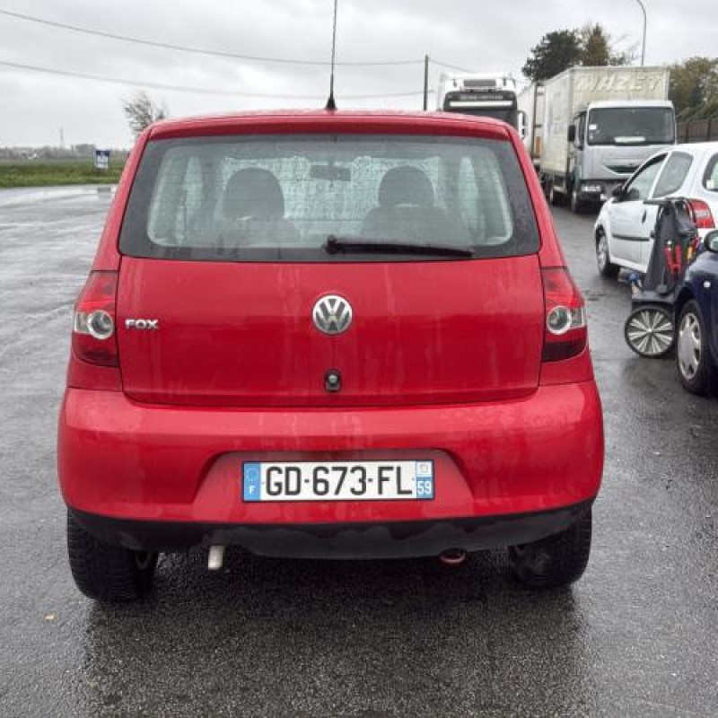 Malle/Hayon arriere VOLKSWAGEN FOX Photo n°16