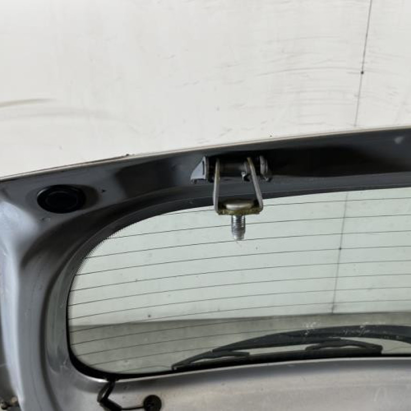 Malle/Hayon arriere HYUNDAI I 10 1 Photo n°6