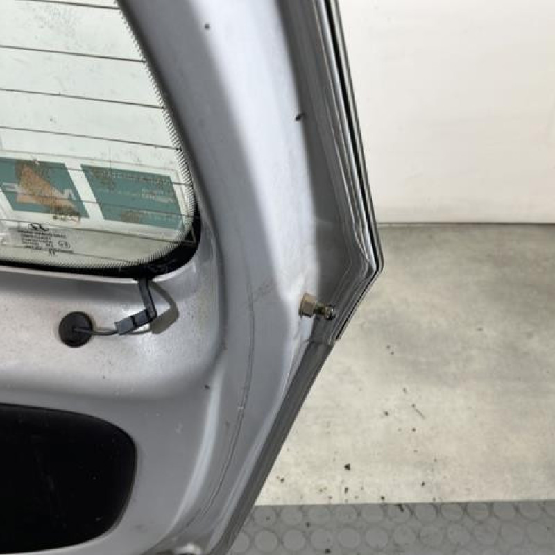 Malle/Hayon arriere HYUNDAI I 10 1 Photo n°8