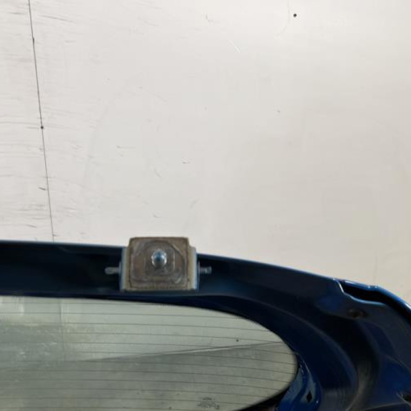 Malle/Hayon arriere FORD FIESTA 6 Photo n°7