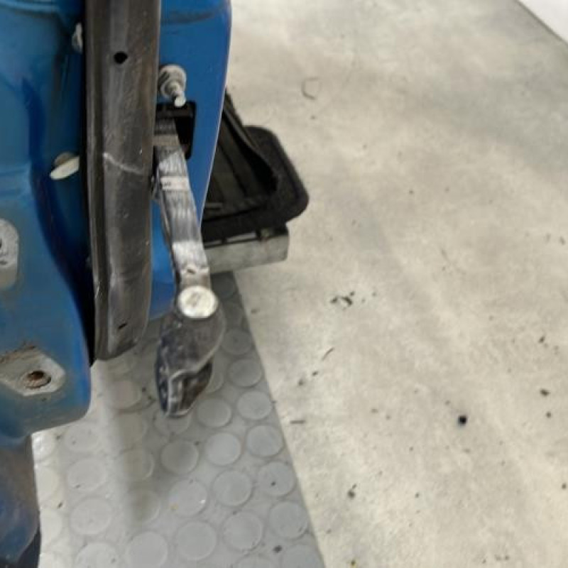 Porte avant droit FORD FIESTA 6 Photo n°3