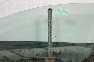 Vitre avant droit FORD FIESTA 6