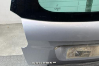 Malle/Hayon arriere PEUGEOT 207