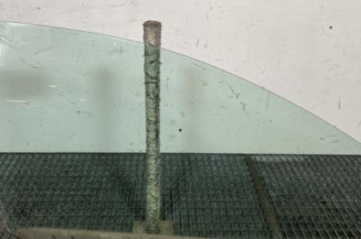 Vitre avant droit VOLKSWAGEN GOLF 5 Photo n°1