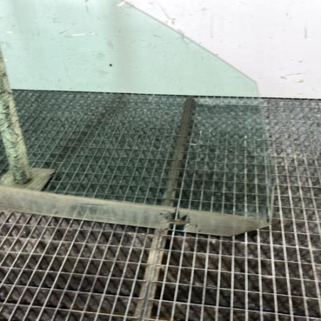 Vitre avant droit VOLKSWAGEN GOLF 5