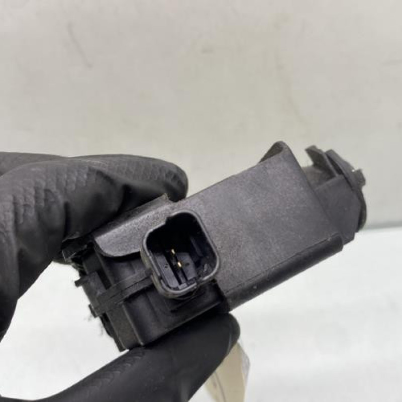 Actionneur verrou trappe d'essence PEUGEOT 308 2 Photo n°3