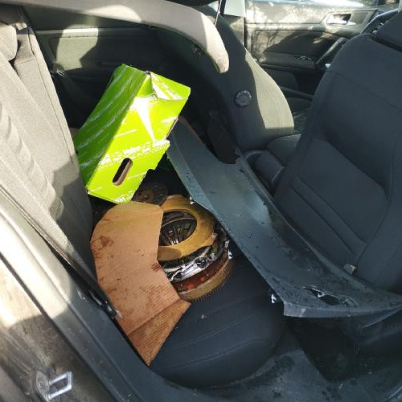 Actionneur verrou trappe d'essence PEUGEOT 308 2 Photo n°17