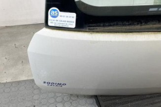 Malle/Hayon arriere FIAT PUNTO EVO 3