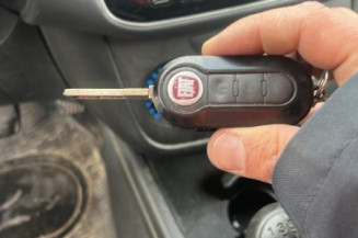 Malle/Hayon arriere FIAT PUNTO EVO 3