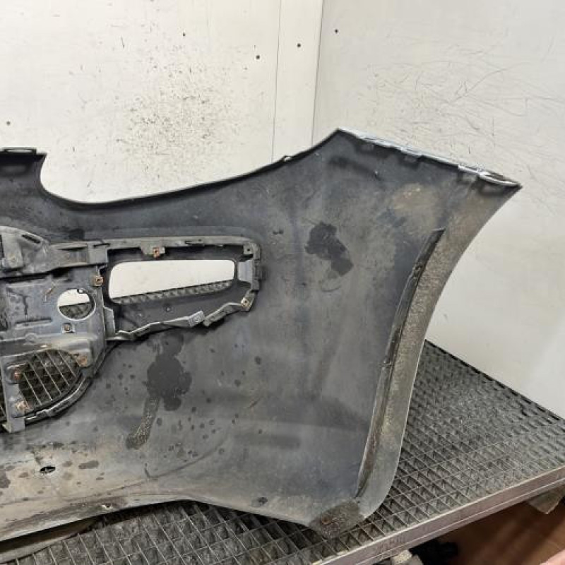 Pare choc avant FIAT PUNTO EVO 3 Photo n°4