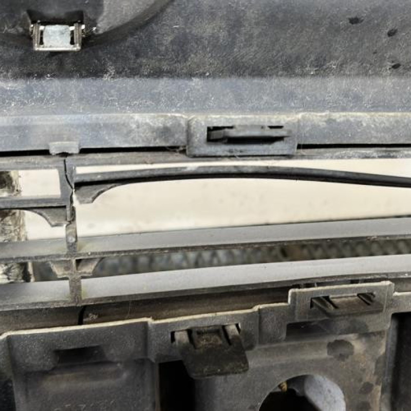 Pare choc avant FIAT PUNTO EVO 3 Photo n°6