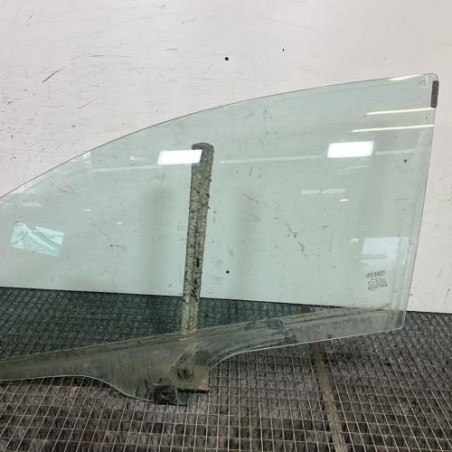 Vitre avant gauche FIAT PUNTO EVO 3 Photo n°1