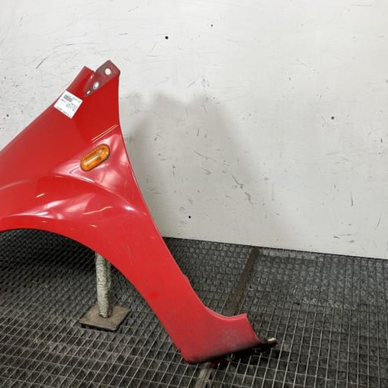 Aile avant gauche FORD FIESTA 5 Photo n°3