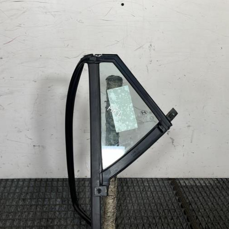 Custode arriere droit (porte) HYUNDAI I 10 2 Photo n°4