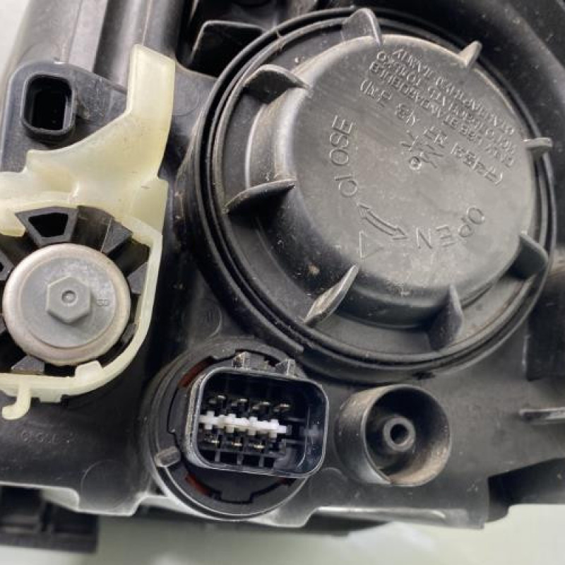 Optique avant principal droit (feux)(phare) HYUNDAI I 10 2 Photo n°3