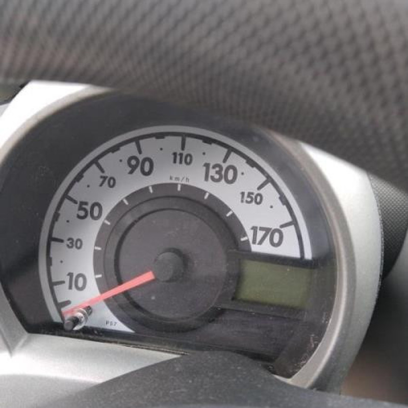 Compte tours PEUGEOT 107 Photo n°13